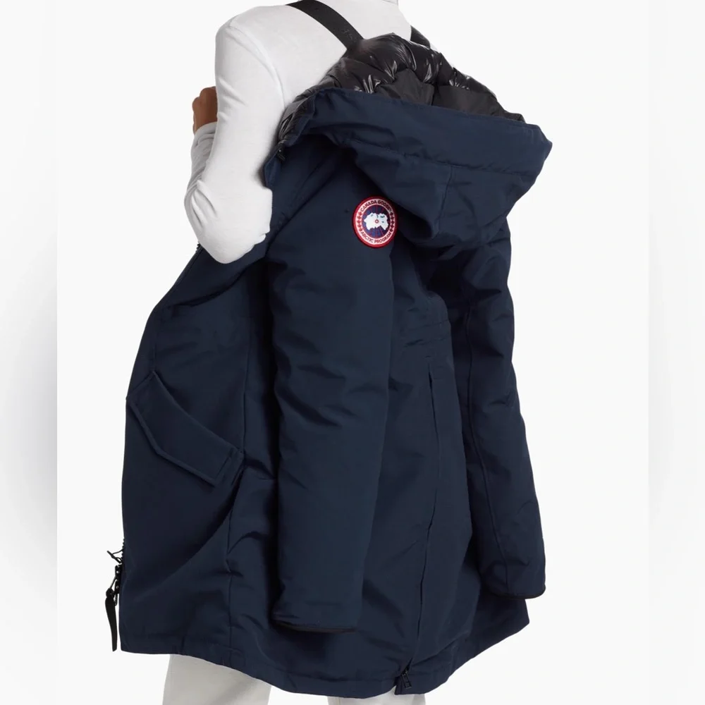 NWT New Canada Goode Rossclaire Down Parka in Atlantic Navy Size Small - Picture 2 of 10